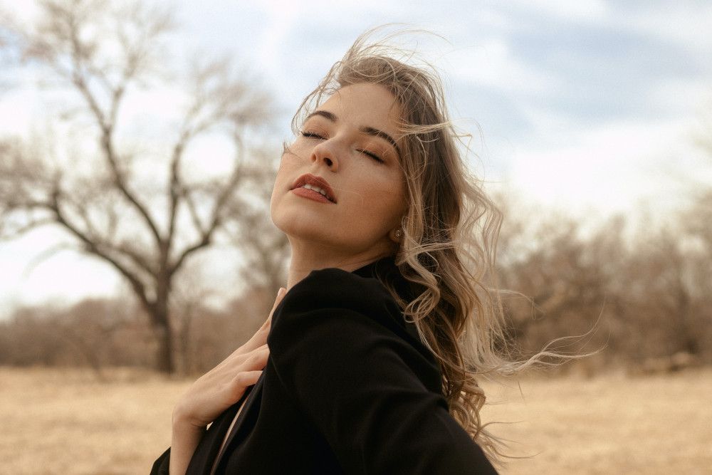 woman in field